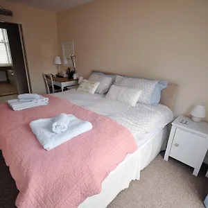 On The Brae Guest house
